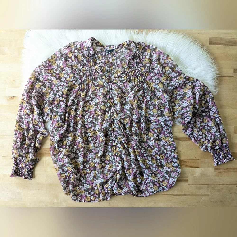 {Torrid} Crinkle Chiffon Smocked Blouson Sleeve Blouse - Picture 12 of 12